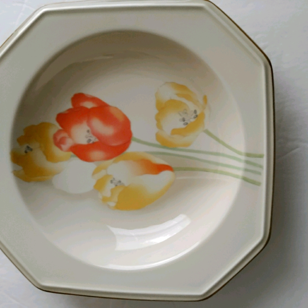 Mikasa Continential Ivory, Dutch Garden Soup Bowl